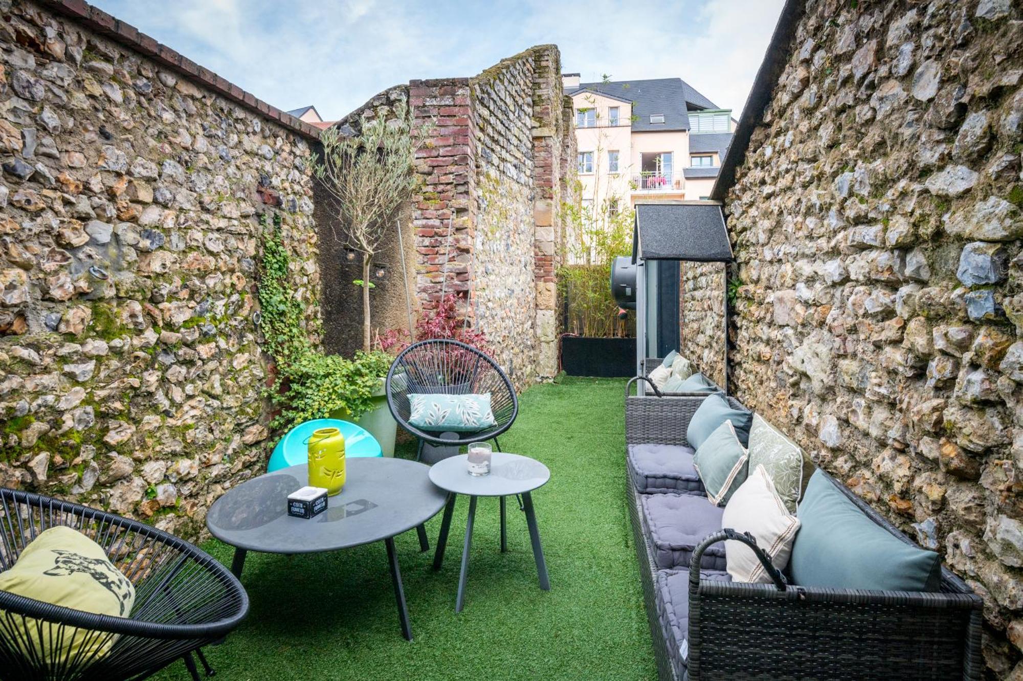 Holiday home Maison Leonard *